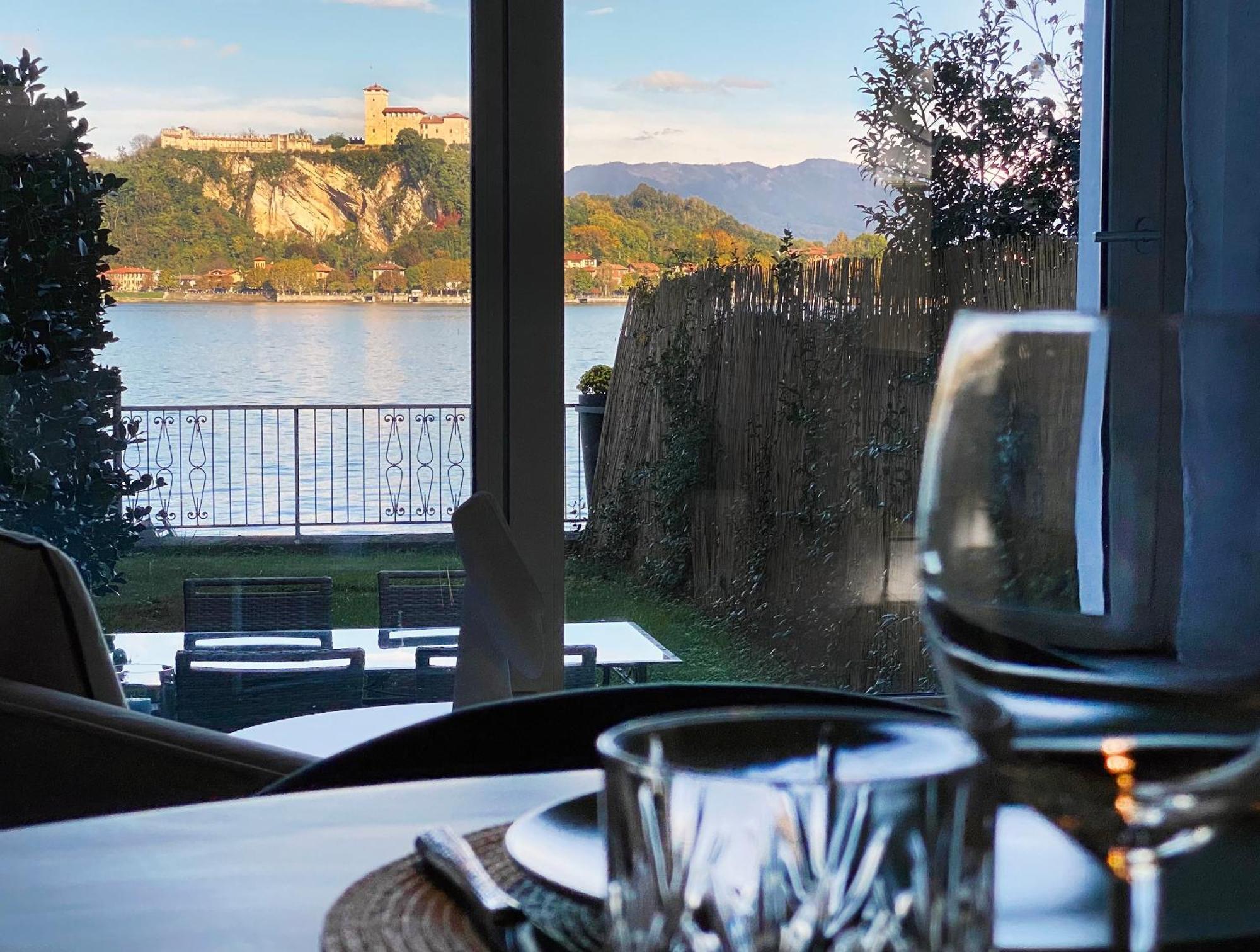 Fwl Italian Romance On The Lake Arona Exterior foto